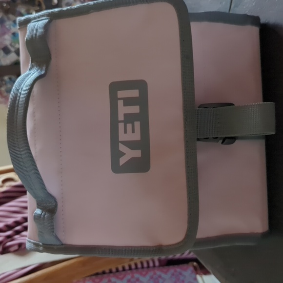 Yeti Set - Picture 5 of 14